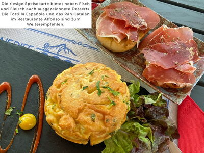 Terrassenrestaurant in Los Gigantes mit Panoramablick und lokalen Spezialitäten